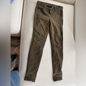 J Brand Kinsey jeans in the Anthro Olive color